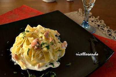 Tagliolini al salmone ricetta primi piatti delle feste