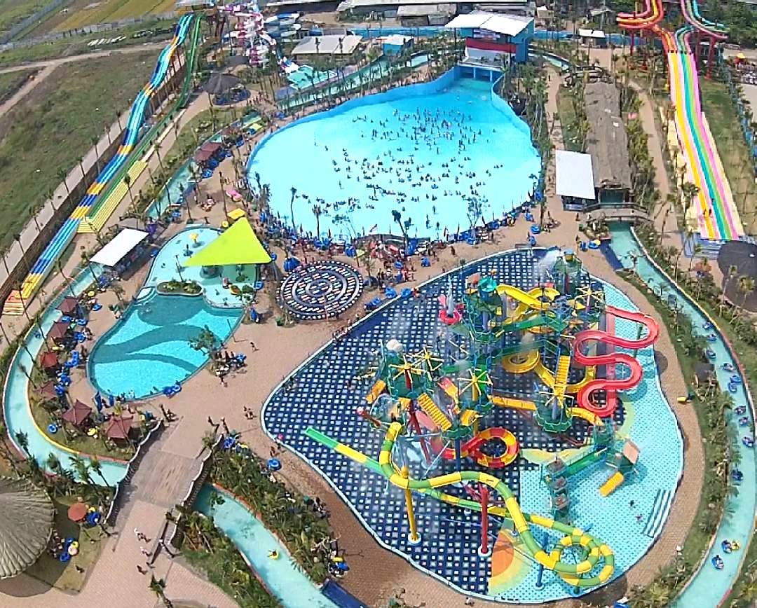 Sensasi Melawan Tsunami Hawaii Water Park Malang Sensasi Melawan Tsunami Hawaii Water Park Malang