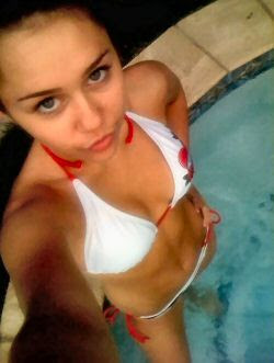 miley cyrus in a bikini