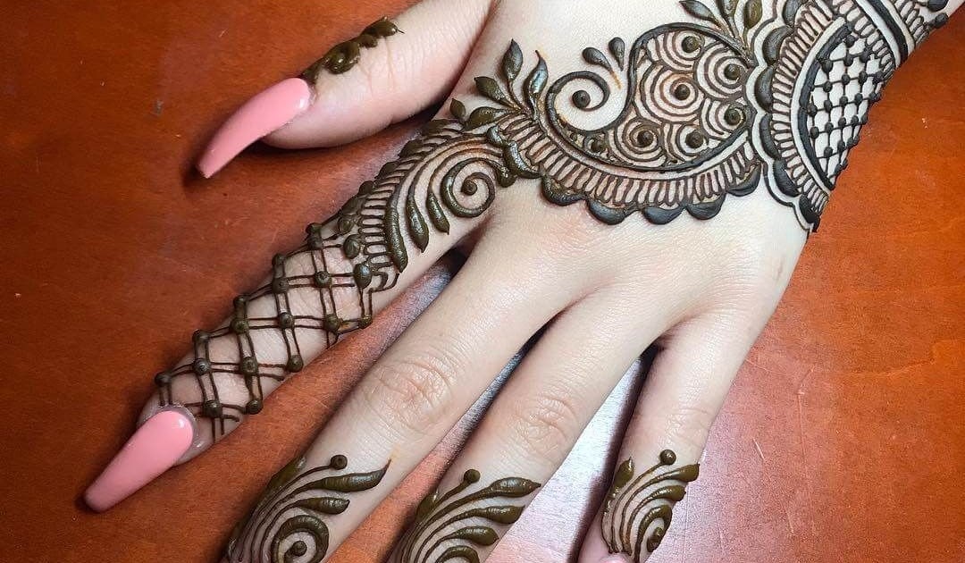 101 Simple And Easy Mehndi Designs For Hands Images Latest Mehndi Designs Bling Sparkle