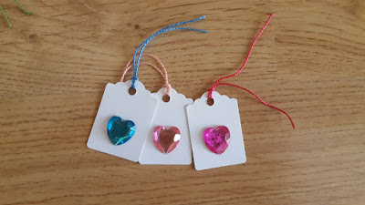 Valentine's Day gift tags with 3D hearts