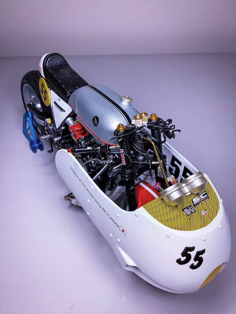 Honda CB900F Cafe Racer with Dustbin Fairing