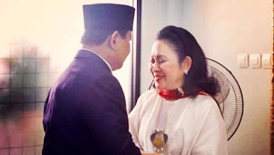 Momen Kemesraan Prabowo-Titiek Saat Hadiri HUT Kemerdekaan RI