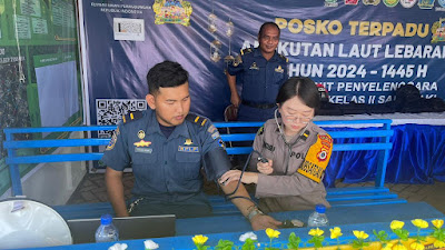 Cek kesehatan Personel, Kasi Dokkes Polres Kepulauan Tanimbar sambangi Pos Yan Ops Ketupat Salawaku 2024