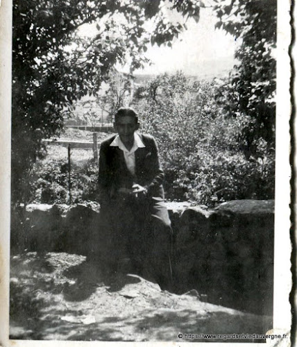 Papa en photo noir et blanc.