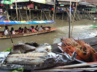 Amphawa Floating Market