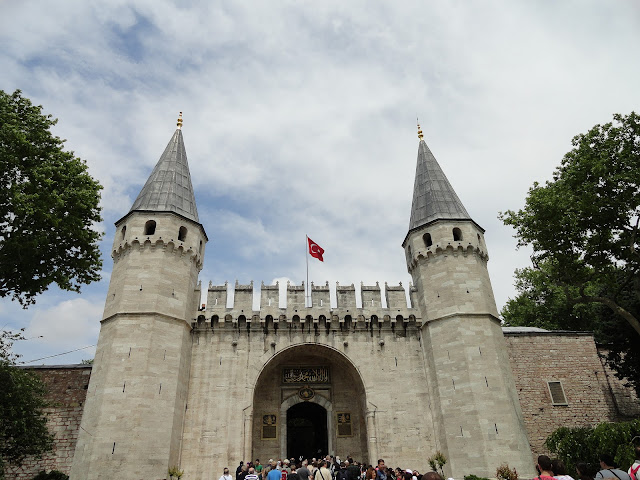 Topkapi Palace - Salika Travel - Paket UEA & Turkey Apr 2018