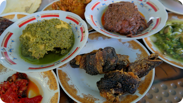 Setiap tempat di Indonesia ini niscaya punya kuliner khas  Terlena KEBLINGER Lezatnya Itiak Lado Mudo