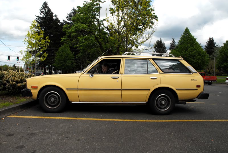 1977 Toyota Corona Wagon