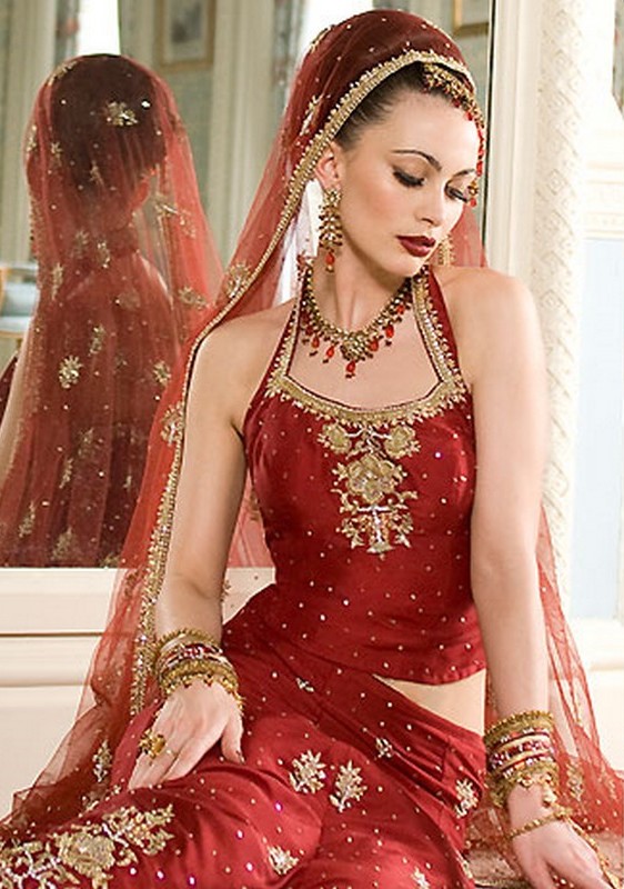 dresses for weddings in india 