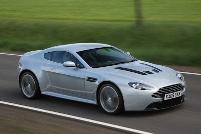 Aston Martin V12 Vantage