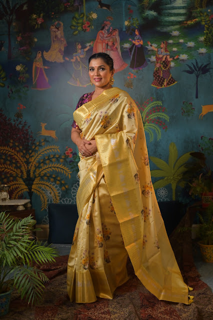 Gold silk floral Kanjeewaram