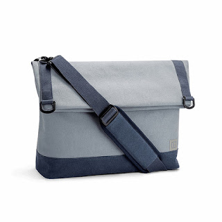 OnePlus Travel Messenger Bag pack