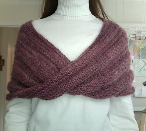  Easy Mobius Capelet - Free Pattern 