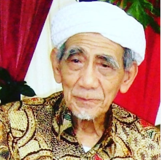 KH. Maimun Zubair