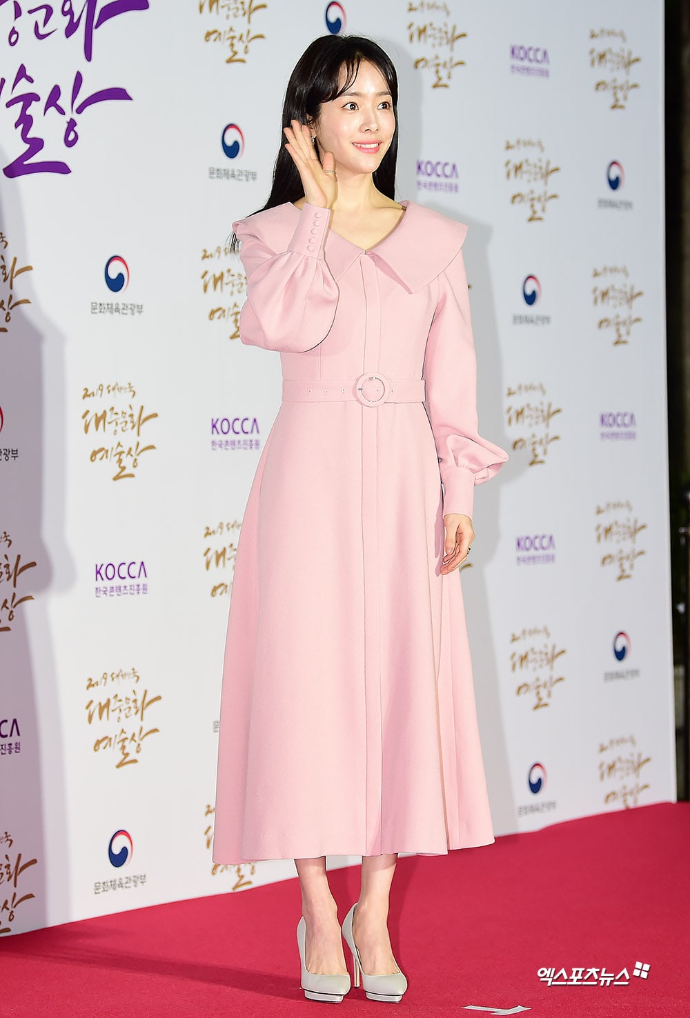 Some Korean Celebrities Walking on The Red Carpet for ‘2019 Korean Popular Culture & Arts Awards’