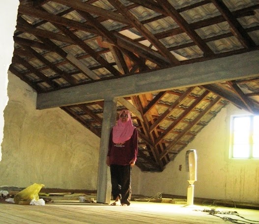 Loteng Rumah: Bilik dan Tangga Design Review