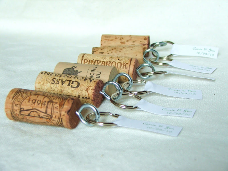 How can you recycle wine corks? I found these crafty ideas to inspire  title=