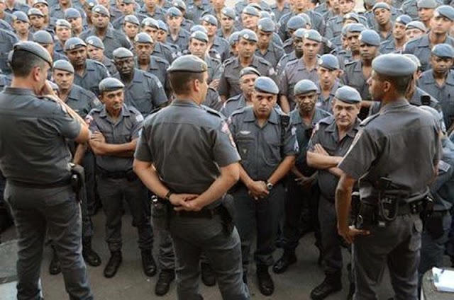 Casos de suicídio entre policiais militares de São Paulo aumentam 84% em 2018