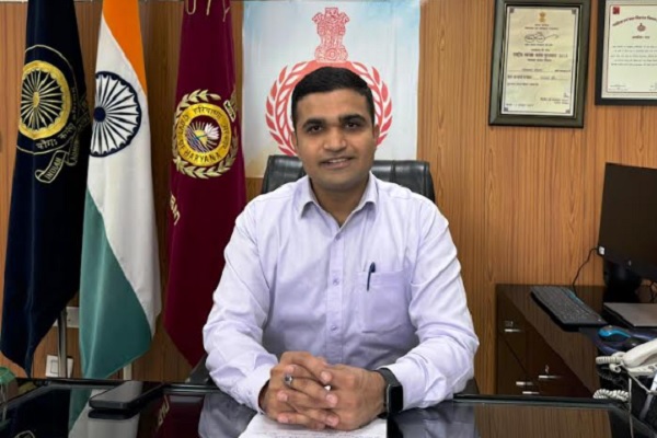 dc-vikram-singh-faridabad