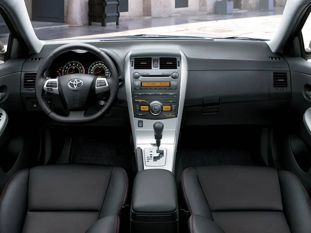 Toyota Corolla 2011 2.0 Flex - interior