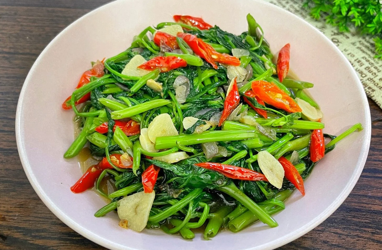 6 Resep Kangkung Istimewa Super Simpel & Nikmat