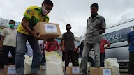 Ekonomi Sopir Angkutan Tercekik Jelang Idul Fitri, ACT Aceh Salurkan Bantuan Pangan