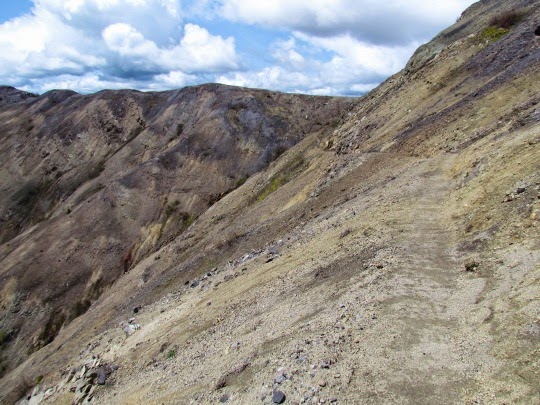 Mt.St.HelensJohnstonRidgeObservatory-14-2014-05-10-21-07.jpg