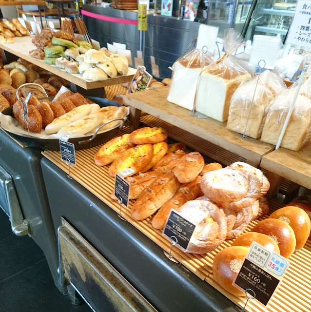 パティスリーフラワー　竹内街道軽里店(羽曳野市)