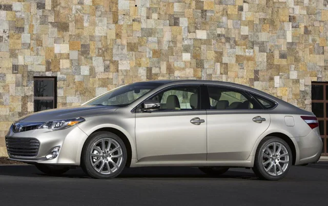 Toyota Avalon 2013