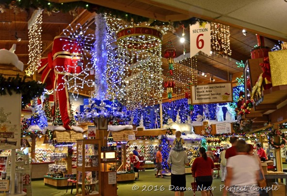 Christmas Store1