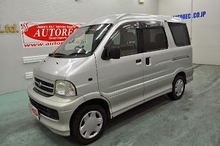 2000 Daihatsu Atrai 7