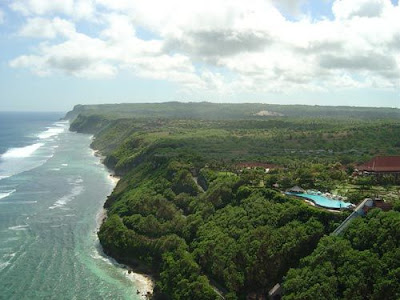 Indahnya Bali Cliff