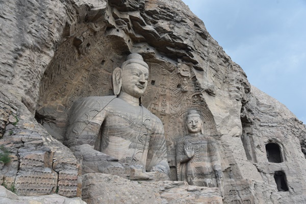 ถ้ำผาอวิ๋นกัง (Yungang Grottoes: 云岗石窟)