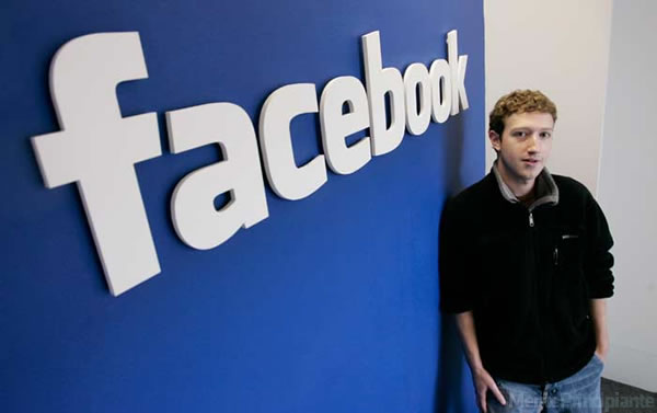 Creador.y o.Fundador.de.Facebook.Mark.Zuckerberg MentePrincipiante%20%281%29 Fundadores de los Sitios Web mas Famosos de Internet