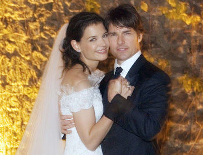 katie holmes wedding dress pictures. Katie Holmes haircut