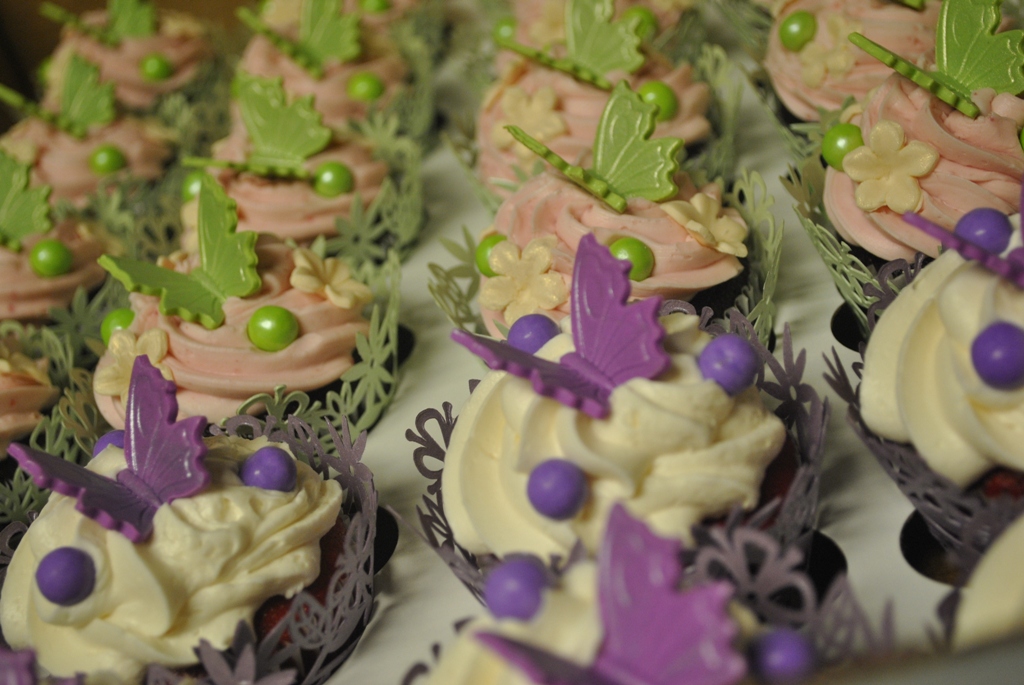 Ivory purple and moss green wedding cake
