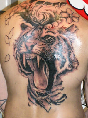tiger and dragon tattoo. chris garver dragon tattoo