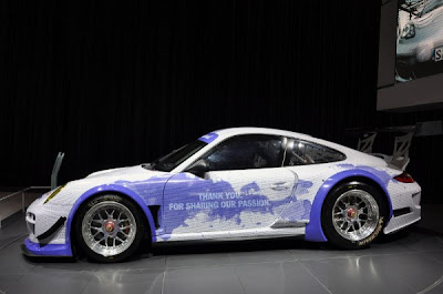 Porsche-911-GT3-R-Hybrid-Facebook-Front-Side-Airbrus