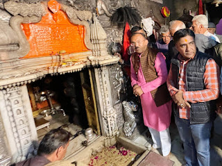 विधानसभा अध्यक्ष श्री देवनानी ने करणी माता मंदिर में किए दर्शन