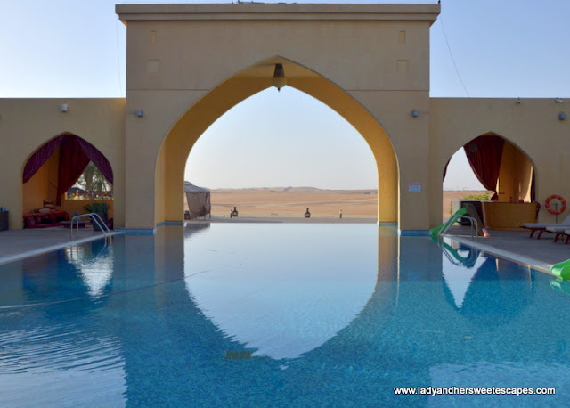 Tilal Liwa Hotel infinity pool