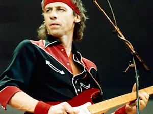 Dire Straits - Brothers In Arms (letra en inglés y traducción al español)