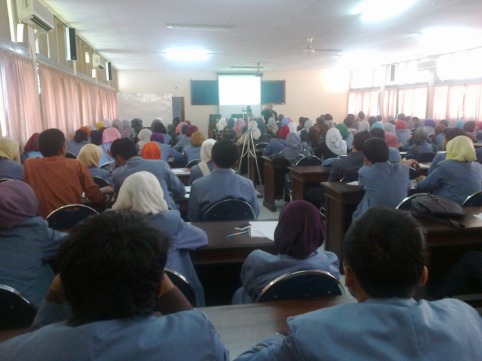 Bintek Matematika STKIP Siliwangi Bandung di P4TK Yogyakarta 10 04 2013