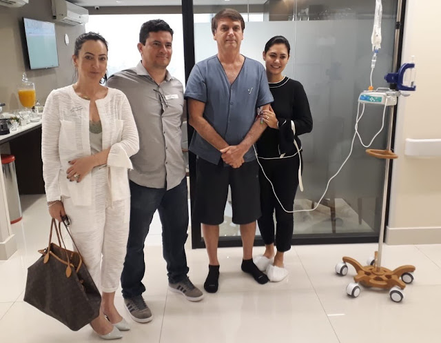 Sérgio Moro visita Bolsonaro no hospital