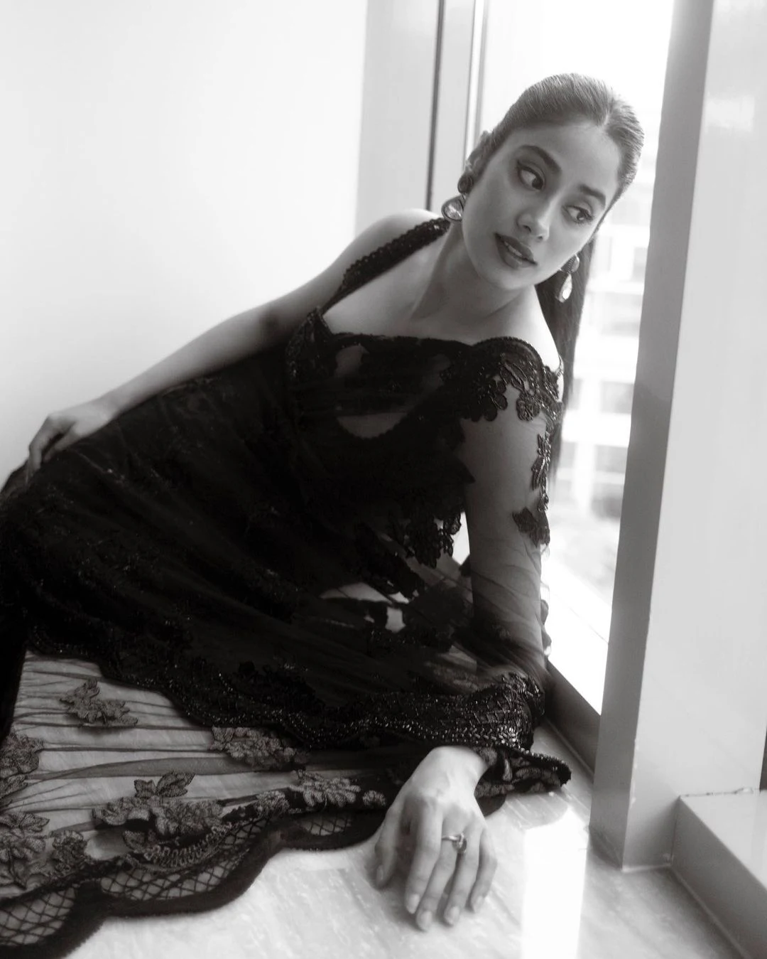 Janhvi Kapoor sheer saree hot actress