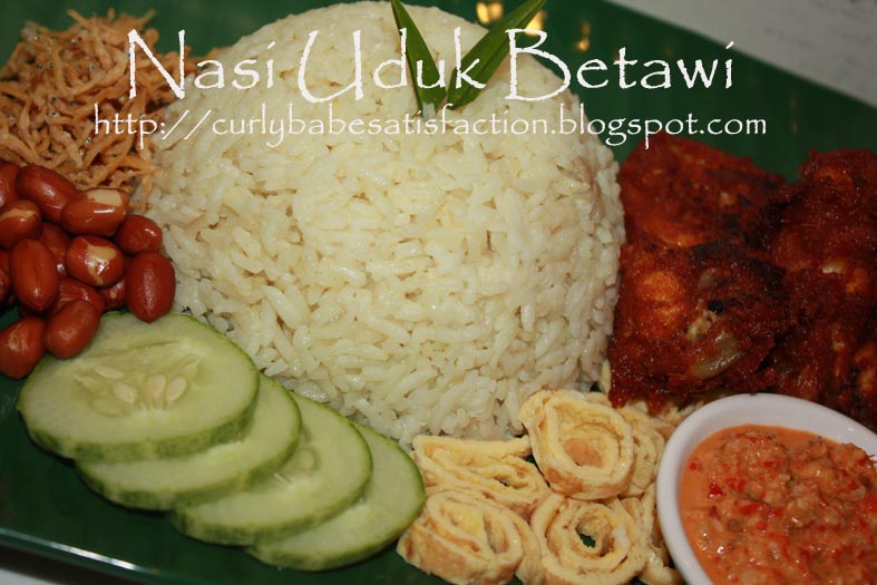 Curlybabe's Satisfaction: Nasi Uduk Betawi & Sambal Buah Keras