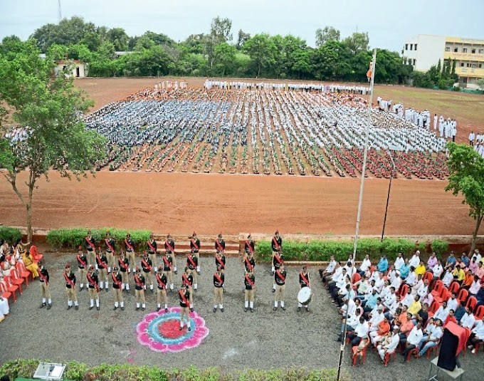  अमृत महोत्सवा दिनानिमित्त इंदापूरात 5 हजार विद्यार्थी सहभागी 