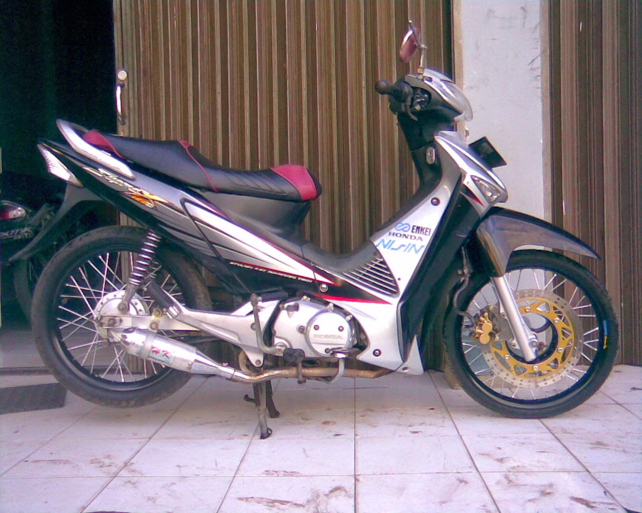 Koleksi Modifikasi Motor Supra 100cc Terkeren Palm Modifikasi