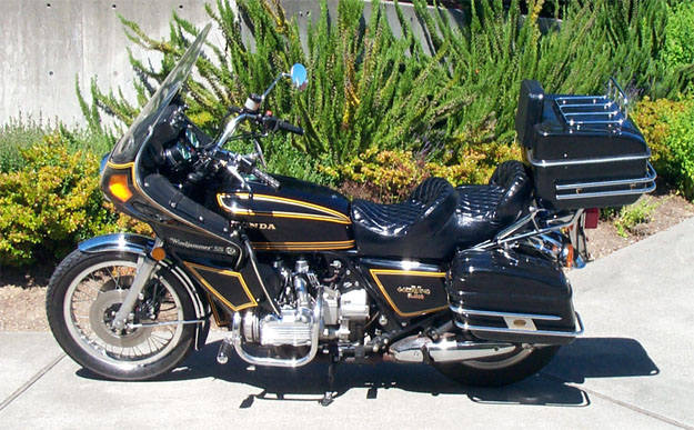 Shit That Rulez the honda GL1000 goldwing this blog 