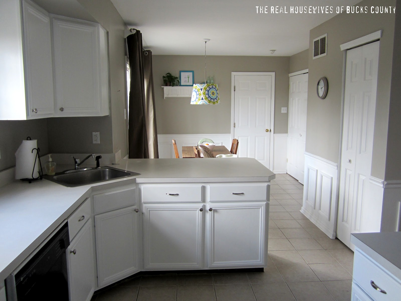 How to Paint Cabinets White